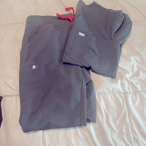 FIGS Charcoal LIMITED EDITON scrub set